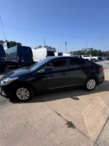 2018 Hyundai Accent Se Sedan 4d - Image 7