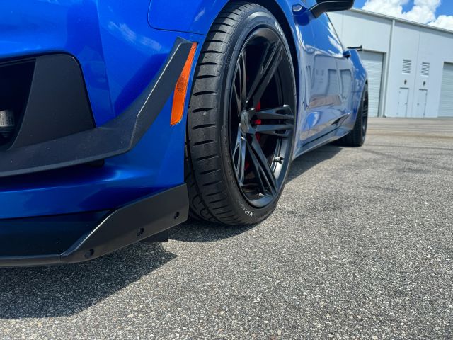 2018 Chevrolet Camaro - Image 36