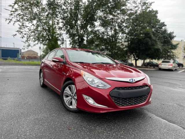 2013 Hyundai Sonata Hybrid Limited Sedan 4d - Image 1