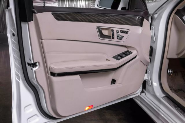 2015 Mercedes-benz E-class E 350 Sedan 4d - Image 38