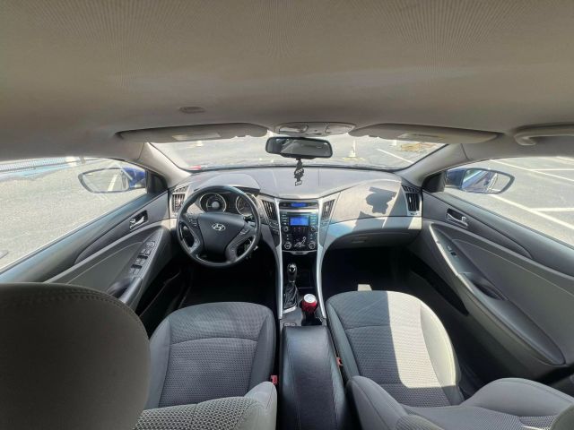 2013 Hyundai Sonata Gls Sedan 4d - Image 15
