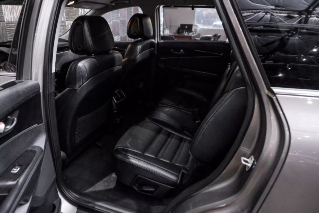 2016 Kia Sorento Ex Sport Utility 4d - Image 35