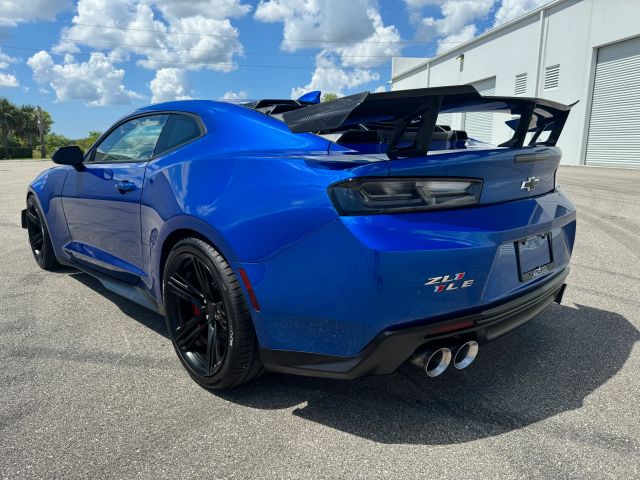 2018 Chevrolet Camaro - Image 23