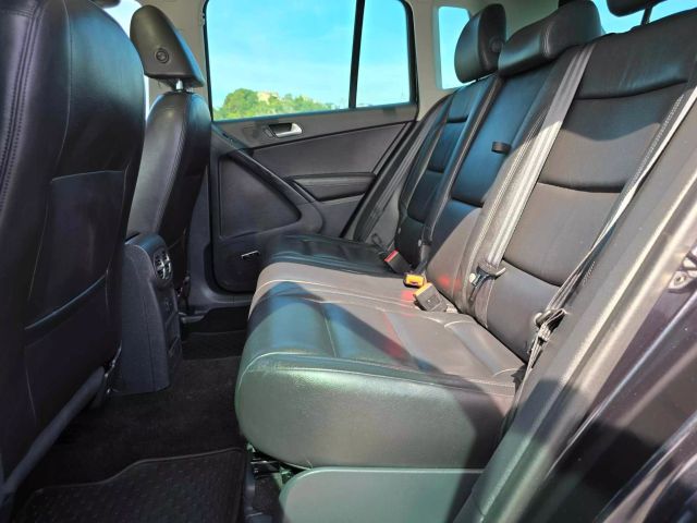 2017 Volkswagen Tiguan 2.0t Sel 4motion Sport Utility 4d - Image 27