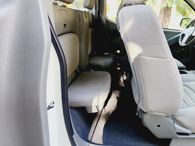 2019 Nissan Frontier King Cab - Image 30