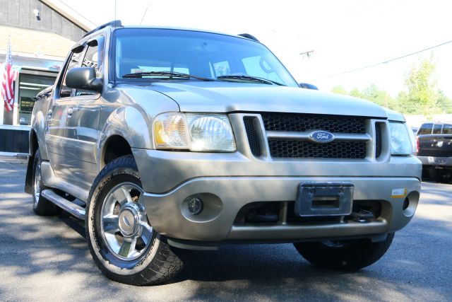 2004 Ford Explorer Sport Trac - Image 1