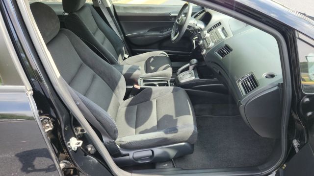 2010 Honda Civic - Image 13