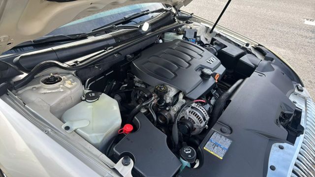 2011 BUICK LUCERNE SEDAN V6, FLEX FUEL, 3.9 LITER CXL SEDAN 4D