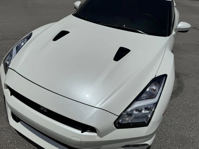 2024 Nissan Gt-r - Image 43