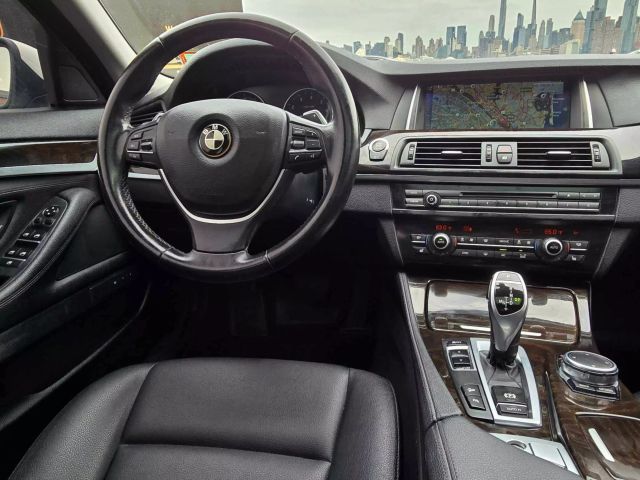 2016 Bmw 5 Series 528i Xdrive Sedan 4d - Image 17