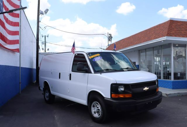 2016 Chevrolet Express 3500 Cargo - Image 2