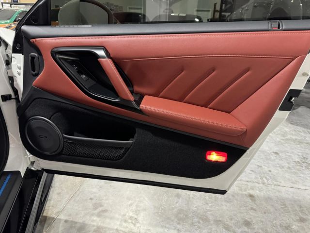 2024 Nissan Gt-r - Image 73