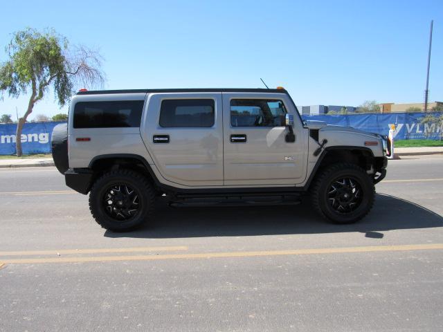 2003 Hummer H2 Base photo 5