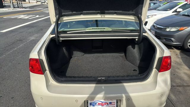 2011 BUICK LUCERNE SEDAN V6, FLEX FUEL, 3.9 LITER CXL SEDAN 4D
