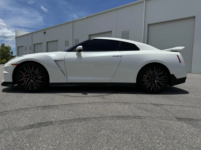 2024 Nissan Gt-r - Image 27