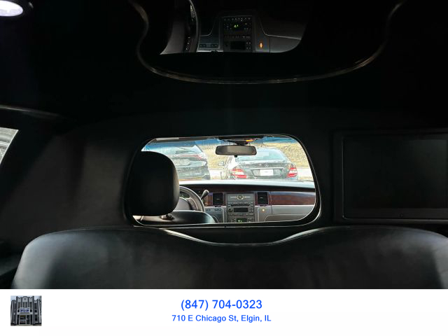 2006 LINCOLN TOWN CAR PASSENGER V8, 4.6 LITER EXECUTIVE L SEDAN 4D