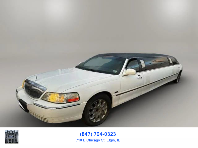 2006 LINCOLN TOWN CAR PASSENGER V8, 4.6 LITER EXECUTIVE L SEDAN 4D