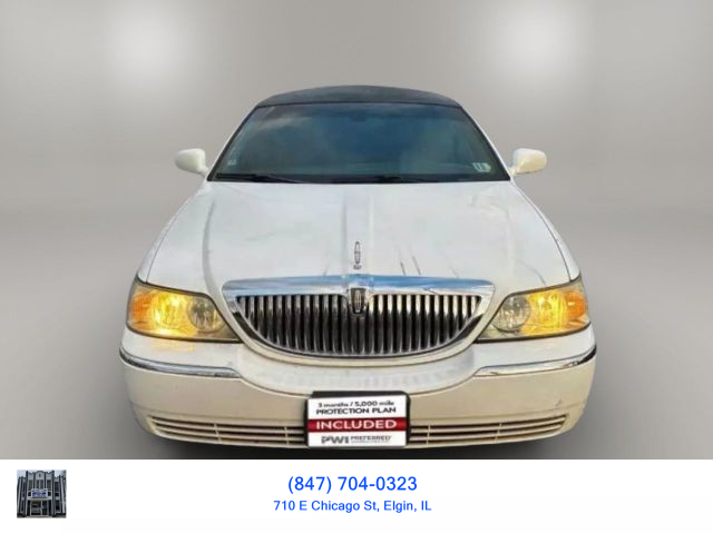 2006 LINCOLN TOWN CAR PASSENGER V8, 4.6 LITER EXECUTIVE L SEDAN 4D