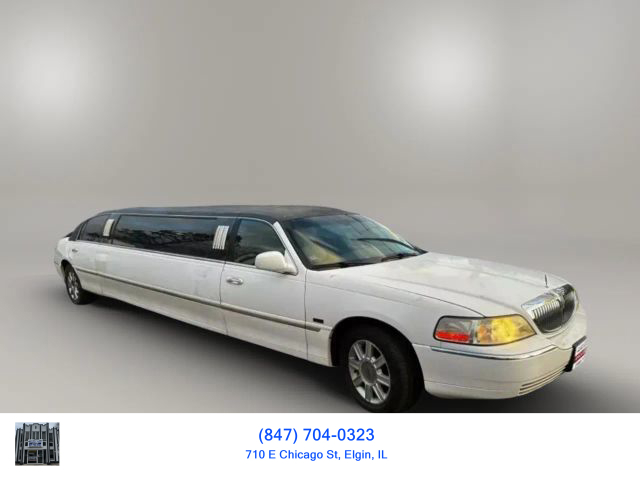 2006 LINCOLN TOWN CAR PASSENGER V8, 4.6 LITER EXECUTIVE L SEDAN 4D