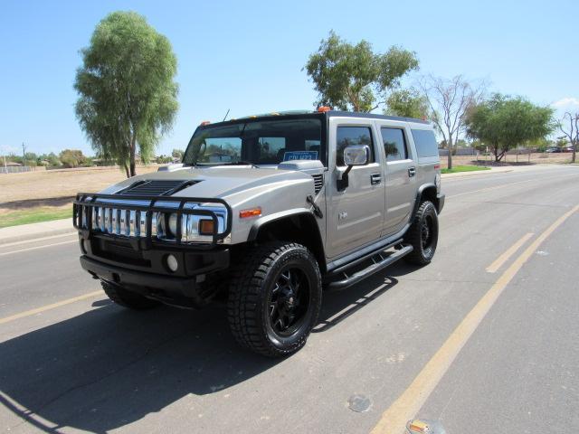 2003 Hummer H2 Base photo 2