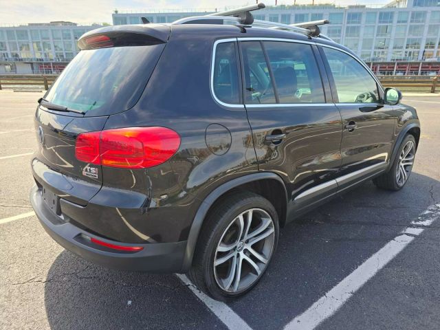 2017 Volkswagen Tiguan 2.0t Sel 4motion Sport Utility 4d - Image 11