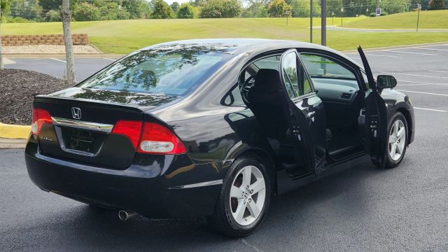 2010 Honda Civic - Image 9