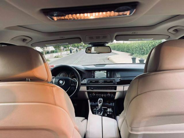2011 Bmw 5 Series 535i Xdrive Sedan 4d - Image 17