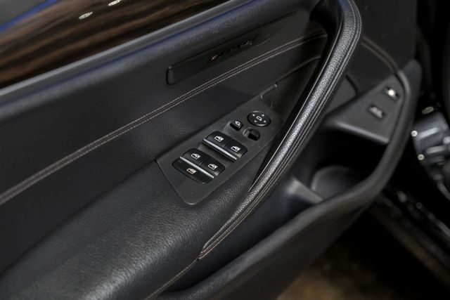2018 Bmw 5 Series 530e Xdrive Iperformance Sedan 4d - Image 36