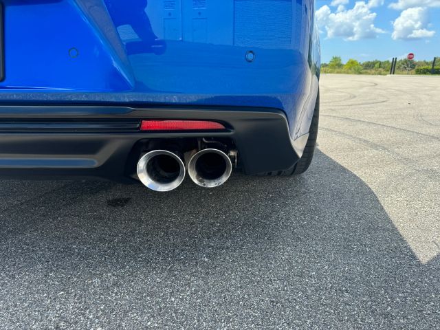 2018 Chevrolet Camaro - Image 19