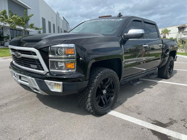 2015 Chevrolet Silverado 1500 Crew Cab - Image 39