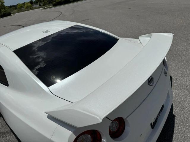 2024 Nissan Gt-r - Image 45