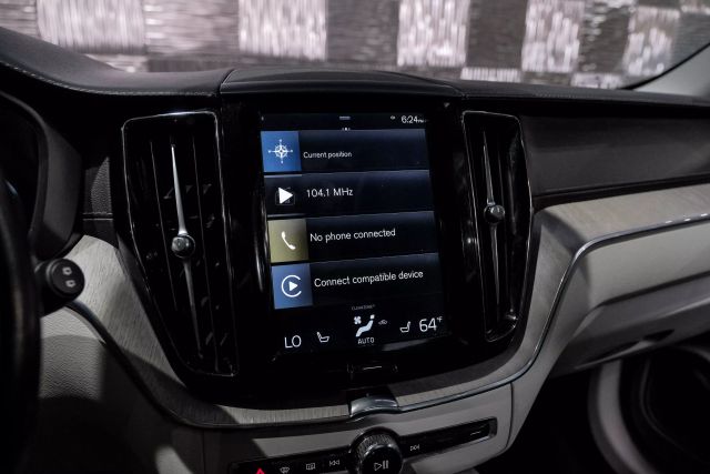 2018 Volvo Xc60 T5 Inscription Sport Utility 4d - Image 31
