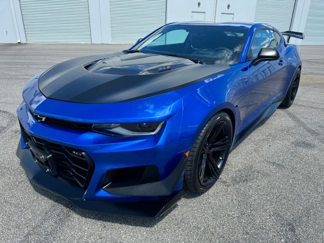 2018 Chevrolet Camaro - Image 33