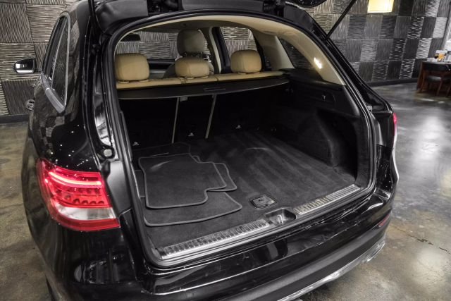 2016 Mercedes-benz Glc Glc 300 Sport Utility 4d - Image 63