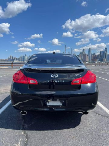 2009 Infiniti G37x Sedan 4d - Image 11