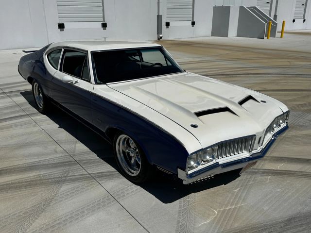 1970 Oldsmobile Cutlass - Image 12