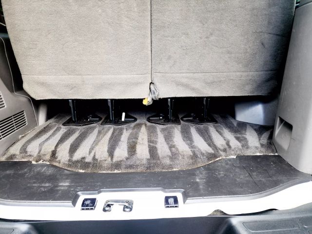 2018 Chevrolet Express 2500 Passenger - Image 37