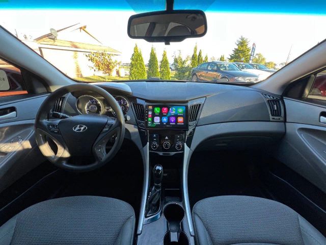 2014 Hyundai Sonata - Image 10