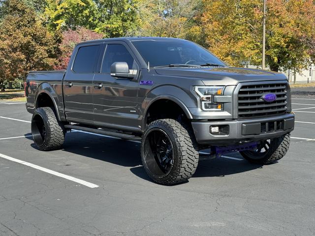 2015 Ford F-150 XLT photo 4