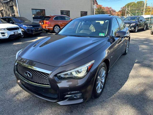 2014 INFINITI Q50 Premium photo 3