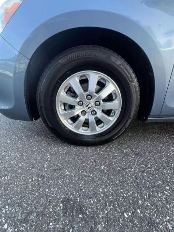 2010 Honda Odyssey Ex Minivan 4d - Image 26