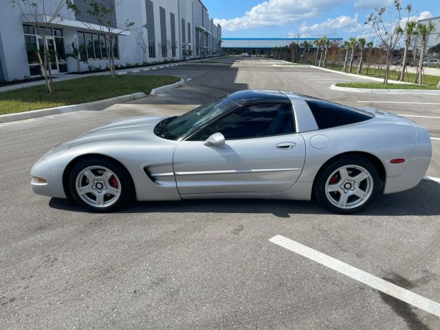 1998 Chevrolet Corvette - Image 32