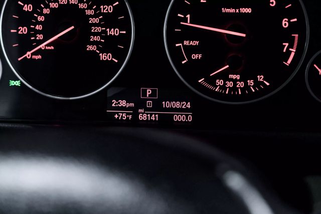 2018 Bmw 3 Series 320i Sedan 4d - Image 18