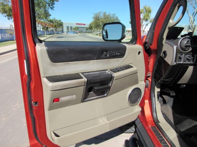 2003 Hummer H2 Base photo 10