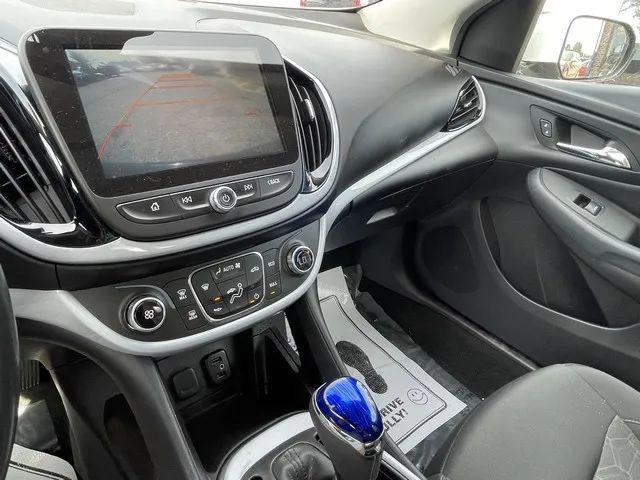 2017 Chevrolet Volt - Image 36