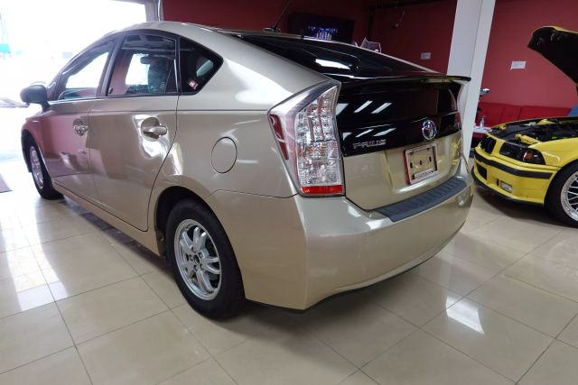 2011 Toyota Prius - Image 3