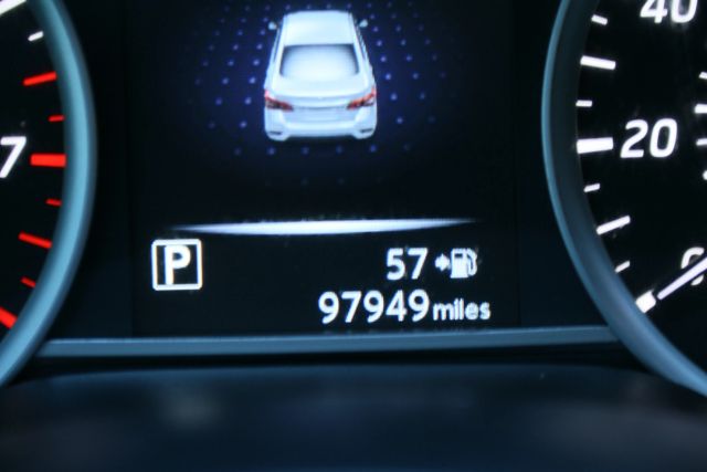 2018 Nissan Sentra - Image 25