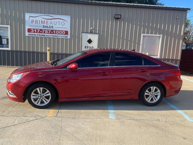 2014 Hyundai Sonata - Image 1