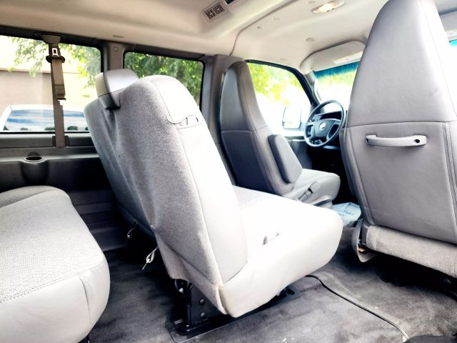 2018 Chevrolet Express 2500 Passenger - Image 36