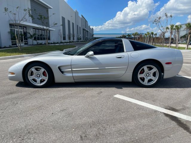 1998 Chevrolet Corvette - Image 31